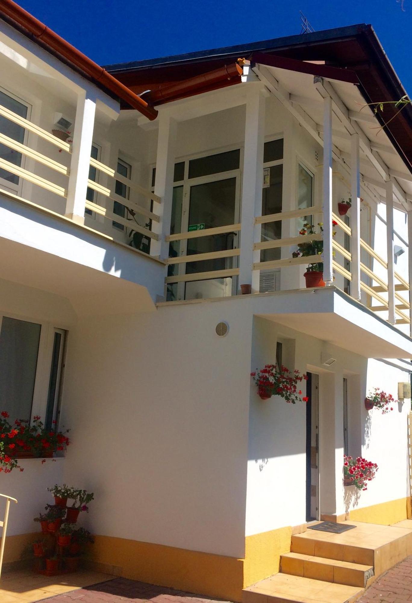 Suri Guesthouse براشوف المظهر الخارجي الصورة