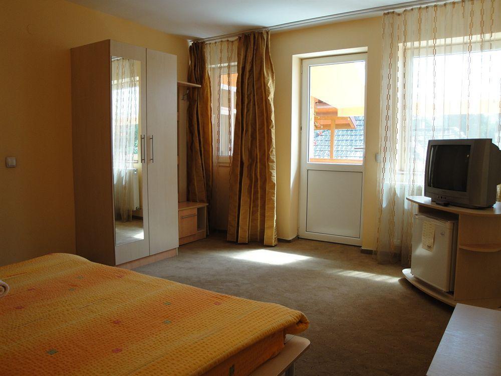 Suri Guesthouse براشوف المظهر الخارجي الصورة